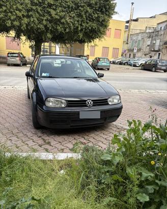 Golf 4 nera highline