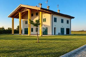 CASA SEMINDIPENDENTE A BENTIVOGLIO