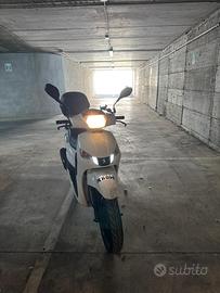 Peugeot tweet 125 anno 2020
