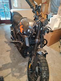 SMEMBRO ZONTES ZT 125 GK con soli 1000 KM + MOTORE