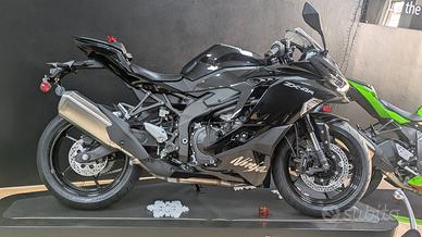 Kawasaki Ninja ZX-4R nuova