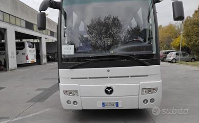 Autobus Mercedes 350