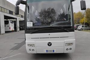 Autobus Mercedes 350