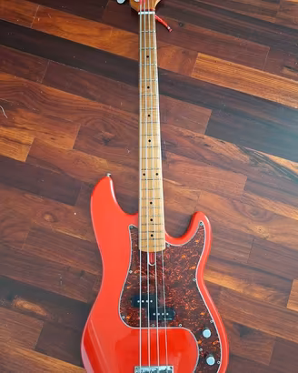 Sire Marcus Miller P5 – Red (Alderman Body / Roast