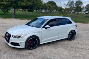 AudiA3 sline unico proprietario