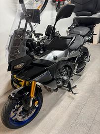 Tracer 9 GT color ICON PERFORMANCE