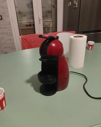 macchinetta nescafé "dolce gusto"