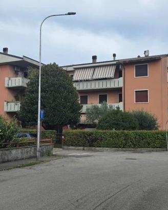 Immobile in asta di 94 m² con più di 5 locali e bo