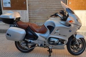 BMW R1150 RT con tasche laterali e dietro