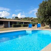 Casa con piscina e giardino privato, vista mare