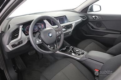 BMW Serie 1 (F40) 118d 5p. Business Advantage