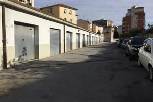 Garage ampio Via Ferrigni