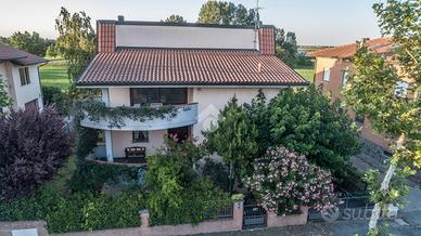 VILLA SINGOLA A CASTEL GUELFO DI BOLOGNA