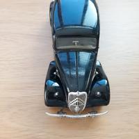 Modellino Auto Burago 1501 1/24 Citroen 15CV Ta 19