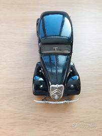 Modellino Auto Burago 1501 1/24 Citroen 15CV Ta 19