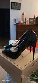 Décolleté vernice nera misura 39