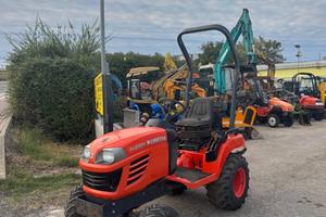 TRATTORE KUBOTA