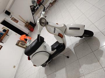 Vespa  px 125