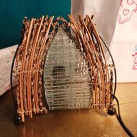 Lampada artigianale in legno e vetro