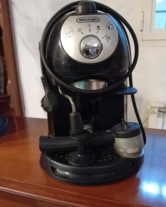 De Longhi macchina caffè