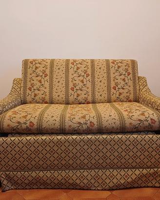 Divano letto 2 posti vintage compatto  funzionale