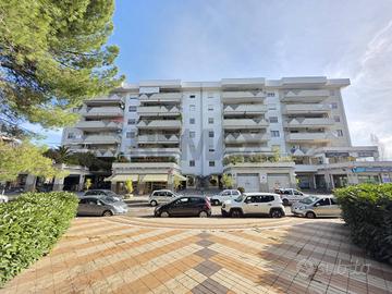 Locale Commerciale - Rende