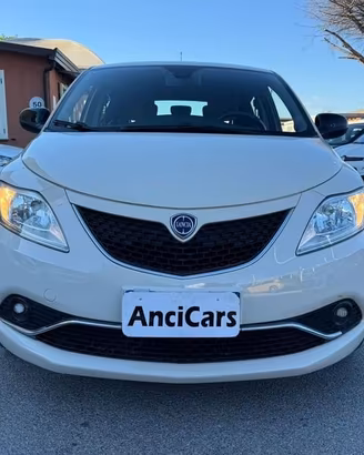 Lancia Ypsilon 1.2 69cv GPL Ecochic Gold
