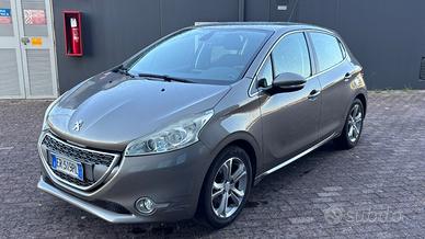 Peugeot 208 PureTech 82 5 porte Allure