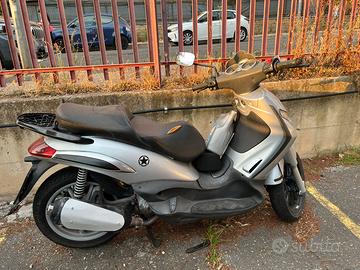 Beverly 250