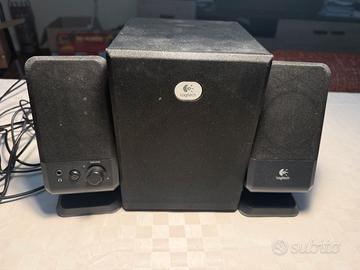 Casse  piccolo impianto logitech