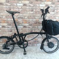 Brompton C Line elettrica 2025