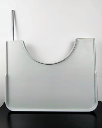 Tavolino Sagomato Estraibile - Già Disinfettato