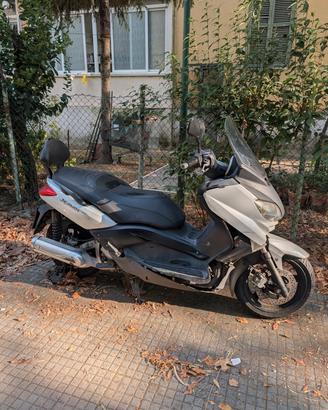 Yamaha xmax250 - 2012 - incidentato
