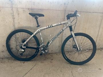 Mtb cannondale F600 26”