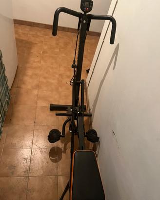 Attrezzo per palestra