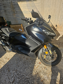 Yamaha t max tech