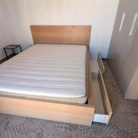 Letto matrimoniale IKEA con materasso Hamarvik