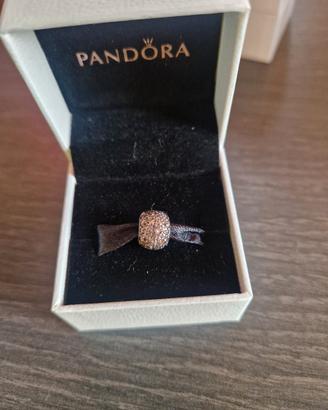 charm Pandora