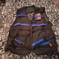 gilet caricatore occhiali bracciale munizioni 