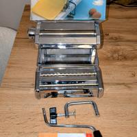 Macchina per pasta fresca in acciaio inox