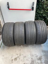 Gomme Pirelli P Zero 285/40 R21