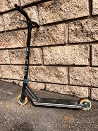 Monopattino freestyle blazer pro