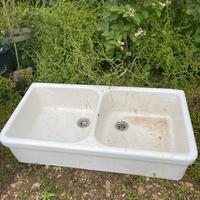 Acquaio in porcellana