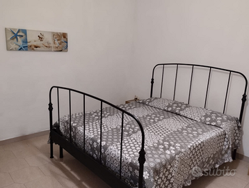 Solo a trasfertisti ammobiliato brindisi