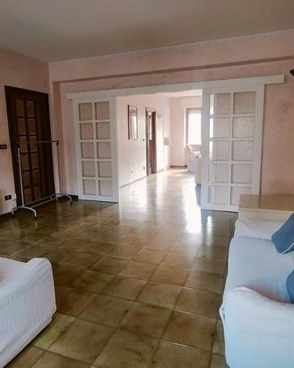 Villa a schiera nella servitissima Via Carducci