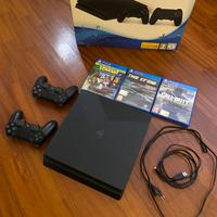 Ps4 slim 1tb + 2 DualShock + giochi