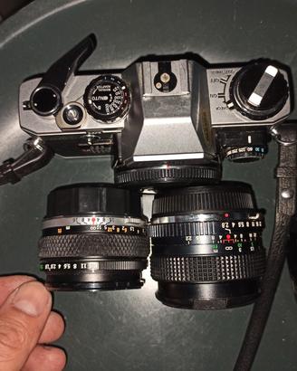 Olympus OM-10 Reflex  35mm + Zuiko 50mm 