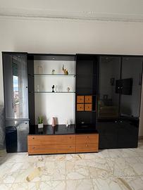 Parete attrezzata usata