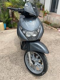 Beverly 125