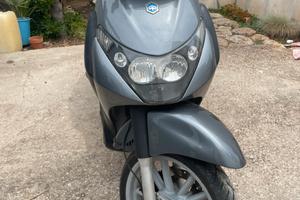 Beverly 125
